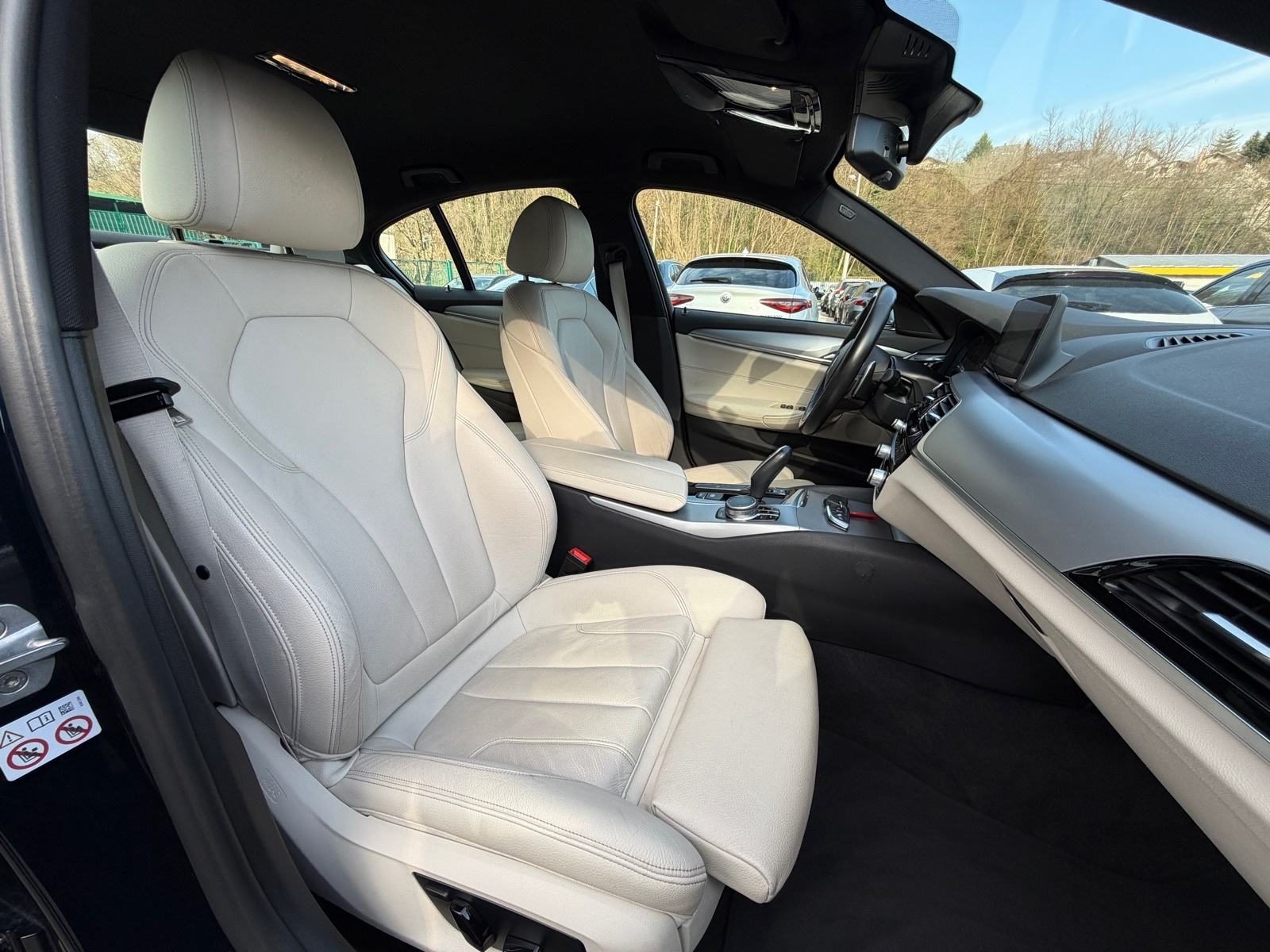2018 BMW Serija 5 — fotografija 6