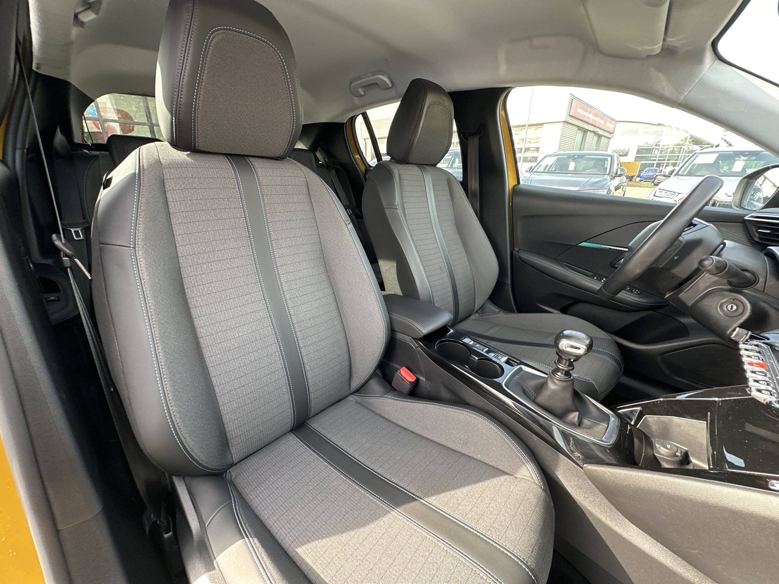 2023 Peugeot 208 — fotografija 21