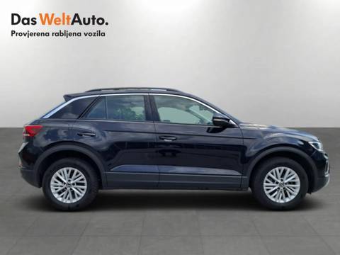 2023 Volkswagen T-Roc — sličica 4