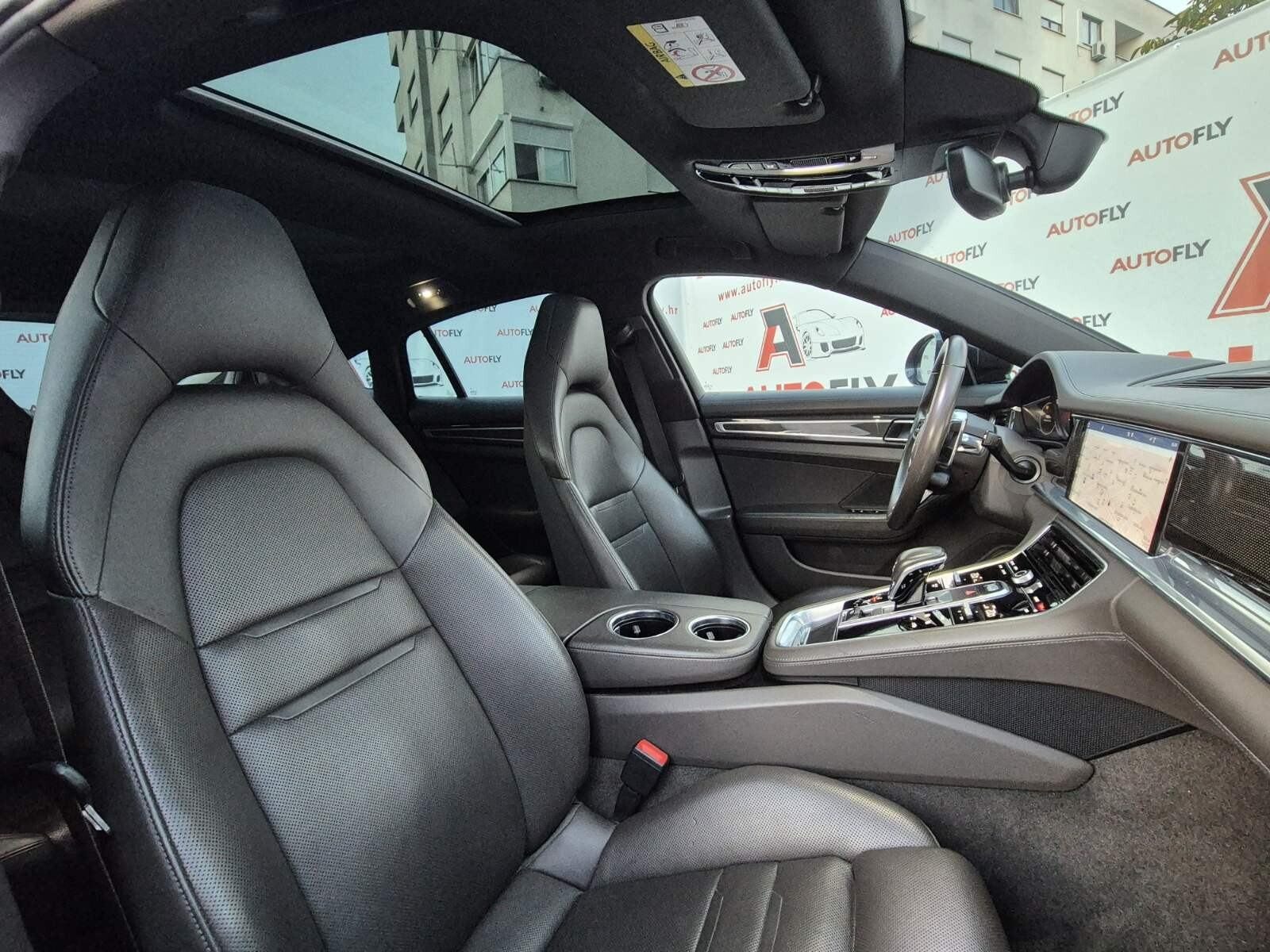 2017 Porsche Panamera — fotografija 21