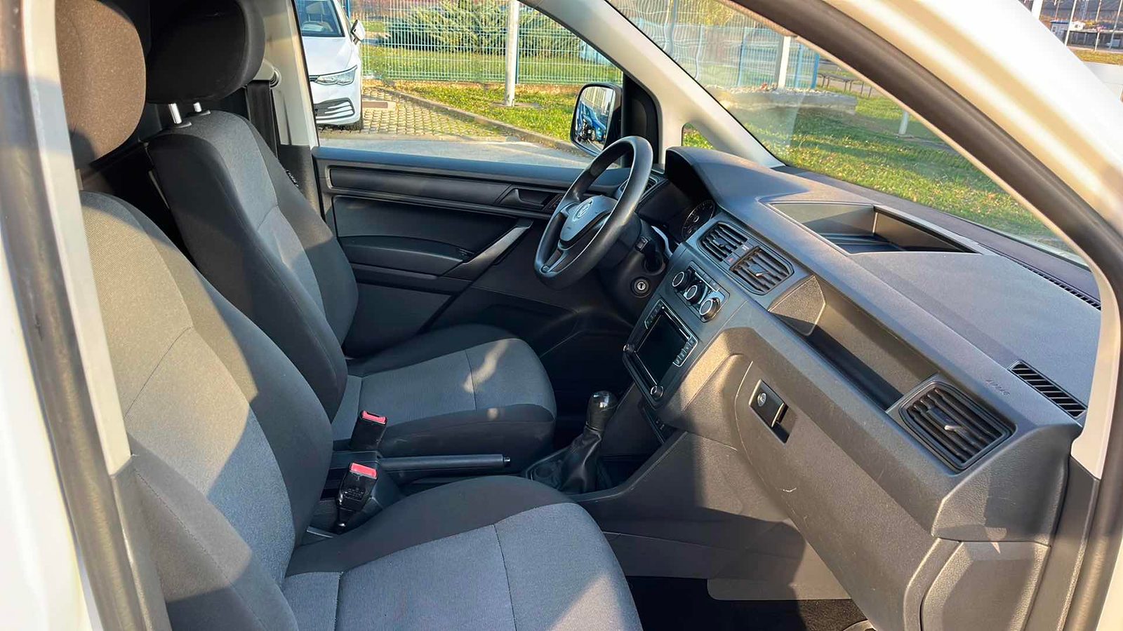 2020 Volkswagen Caddy — fotografija 11