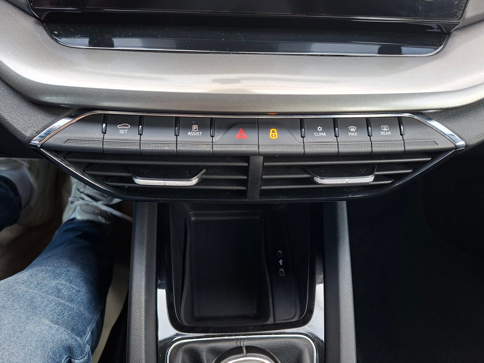 2020 Škoda Octavia — fotografija 17
