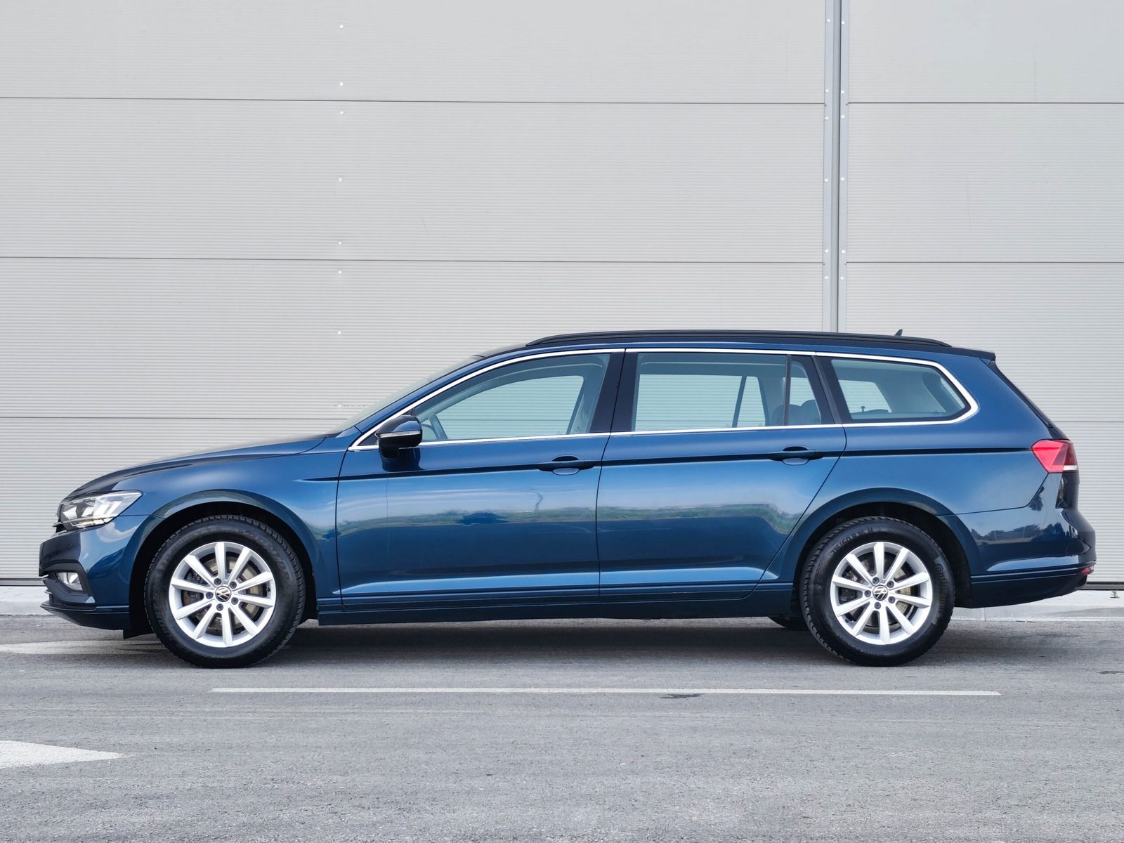 2021 Volkswagen Passat — fotografija 8