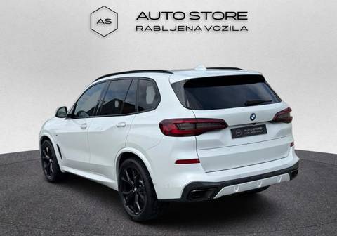 2021 BMW X5 M Sport — sličica 6