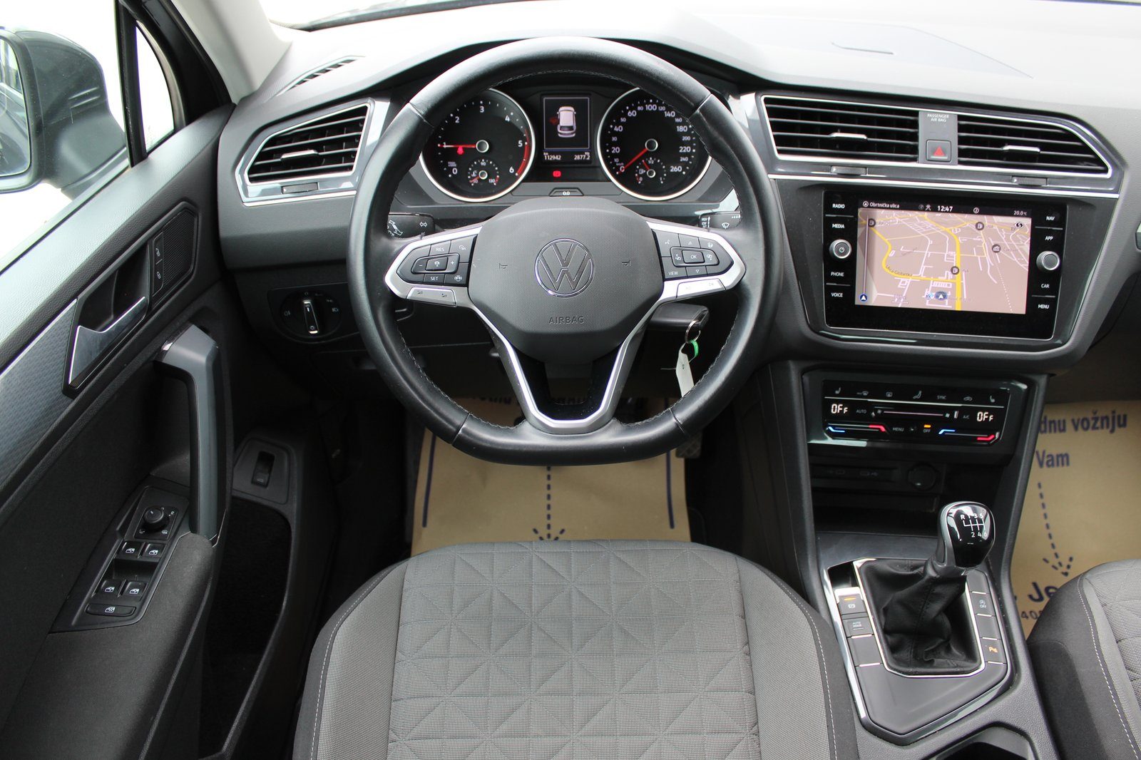 2022 Volkswagen Tiguan — fotografija 10