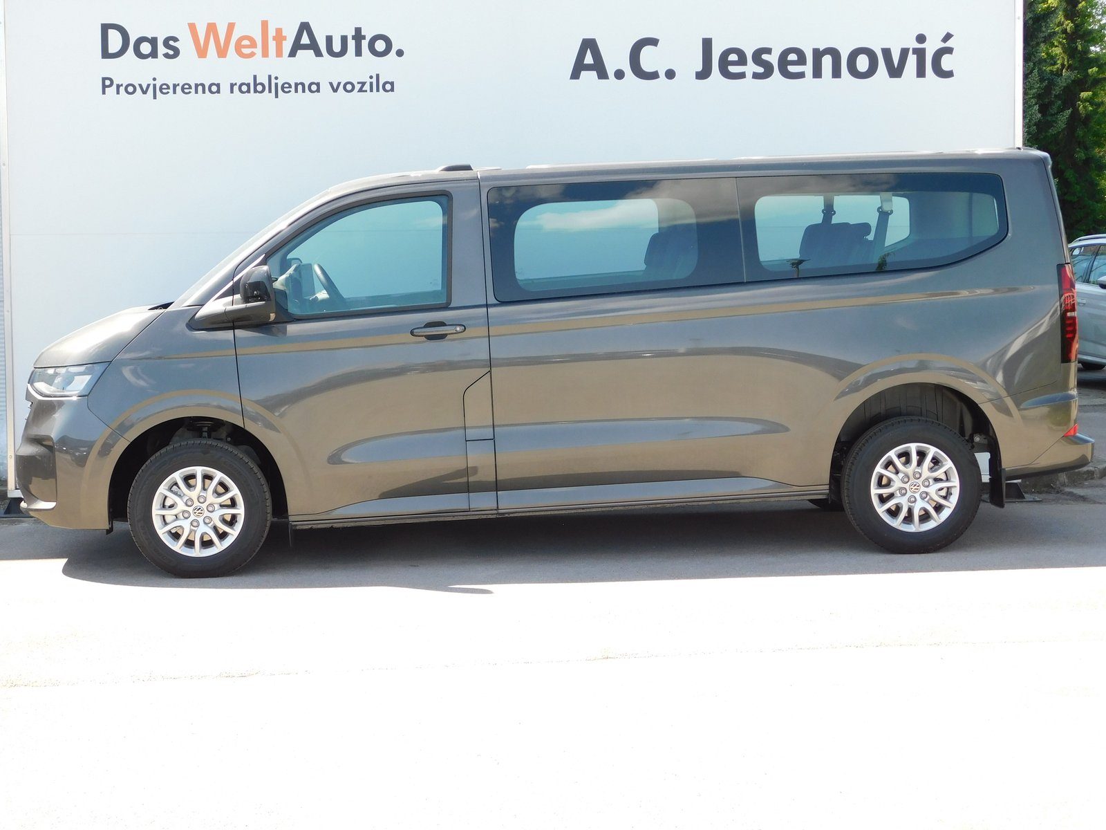 2025 Volkswagen Caravelle — fotografija 6