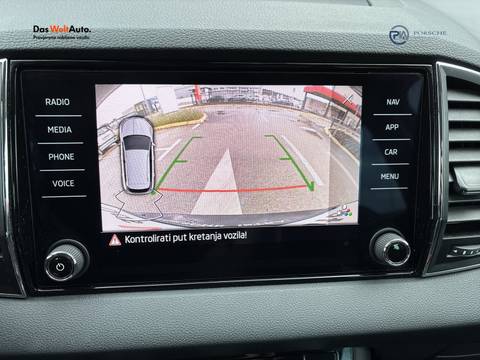 2022 Škoda Karoq — sličica 17