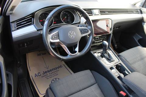 2021 Volkswagen Passat Variant — sličica 8