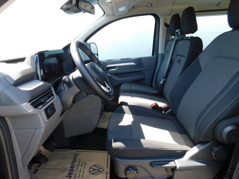 2025 Volkswagen Caravelle — sličica 8