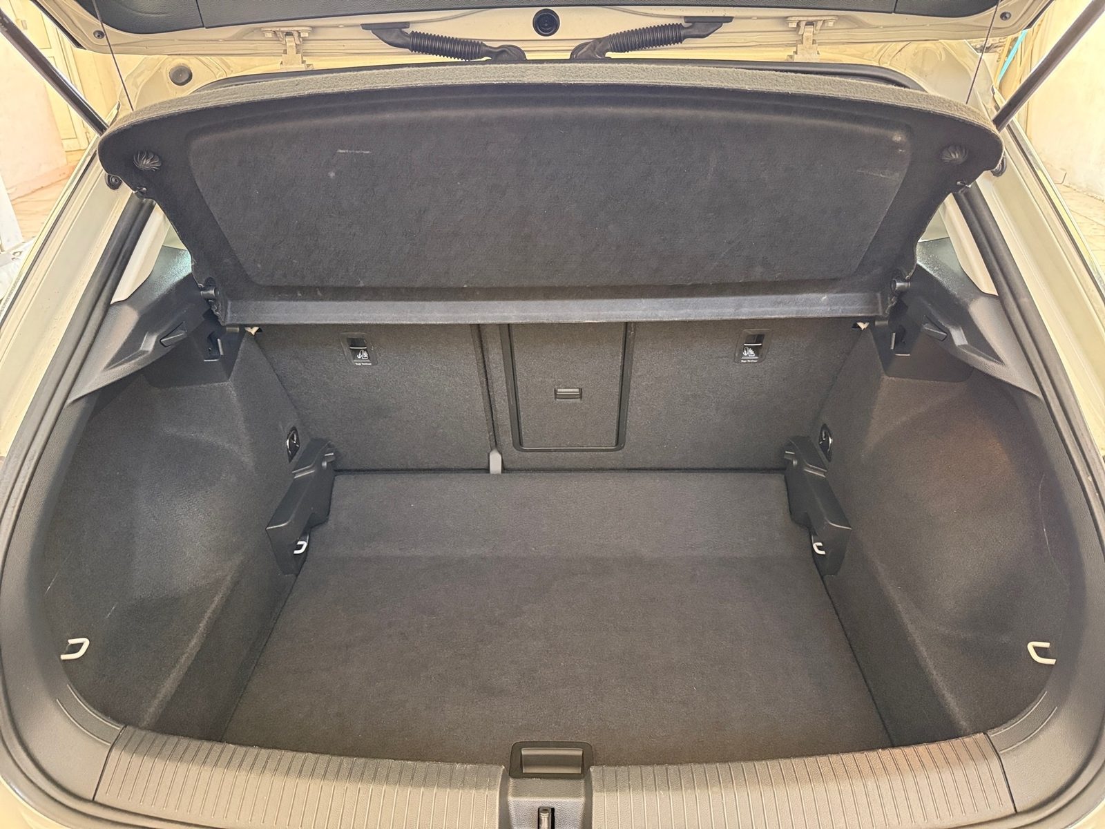 2023 Volkswagen T-Roc — fotografija 12