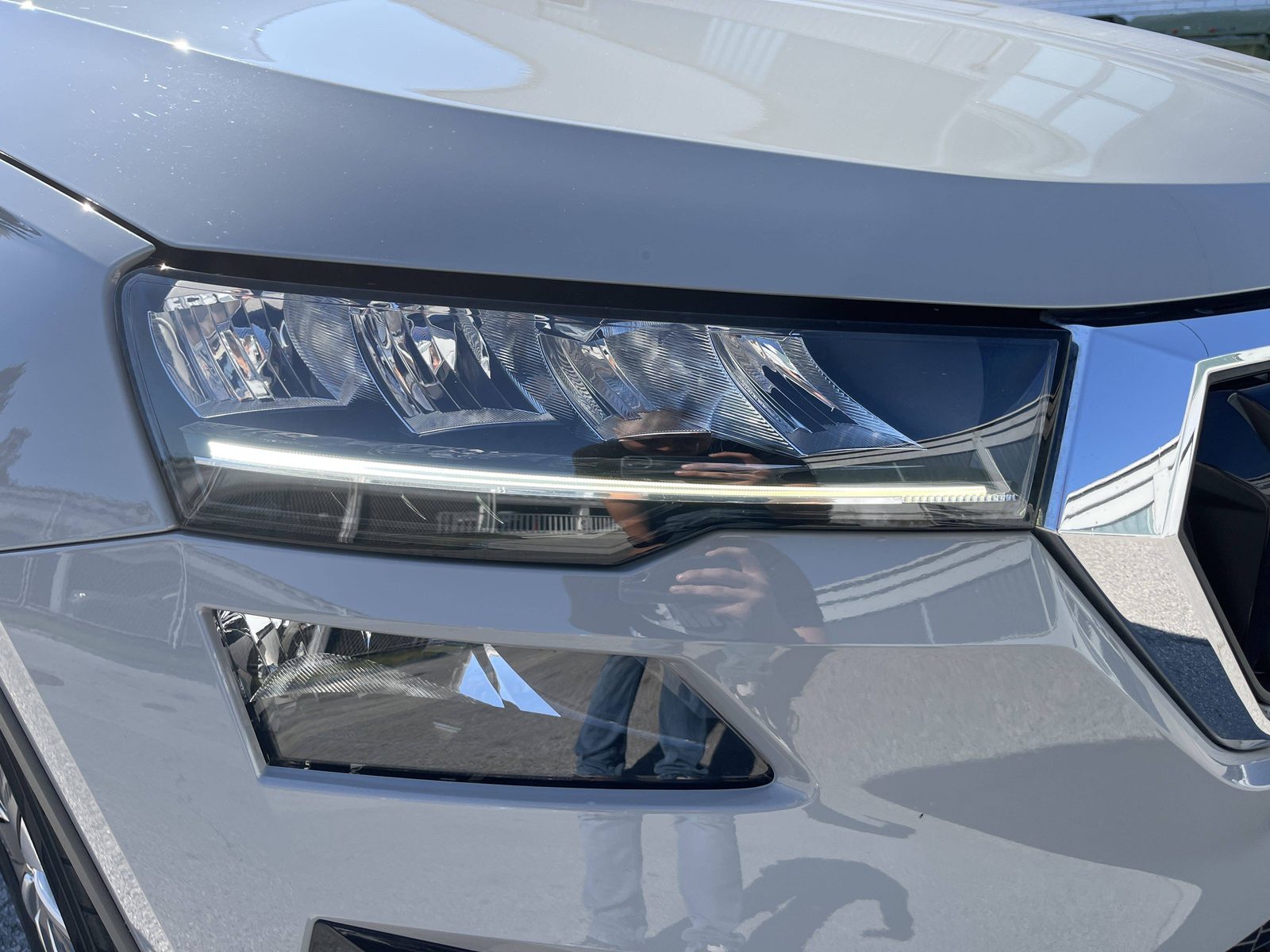 2024 Škoda Karoq — fotografija 13