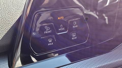 2022 Volkswagen Golf — sličica 22