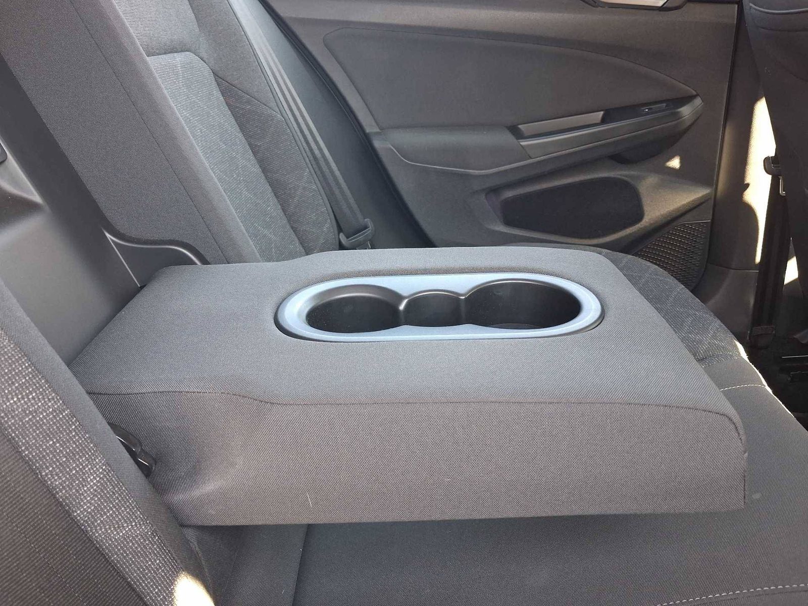 2021 Volkswagen Golf — fotografija 23