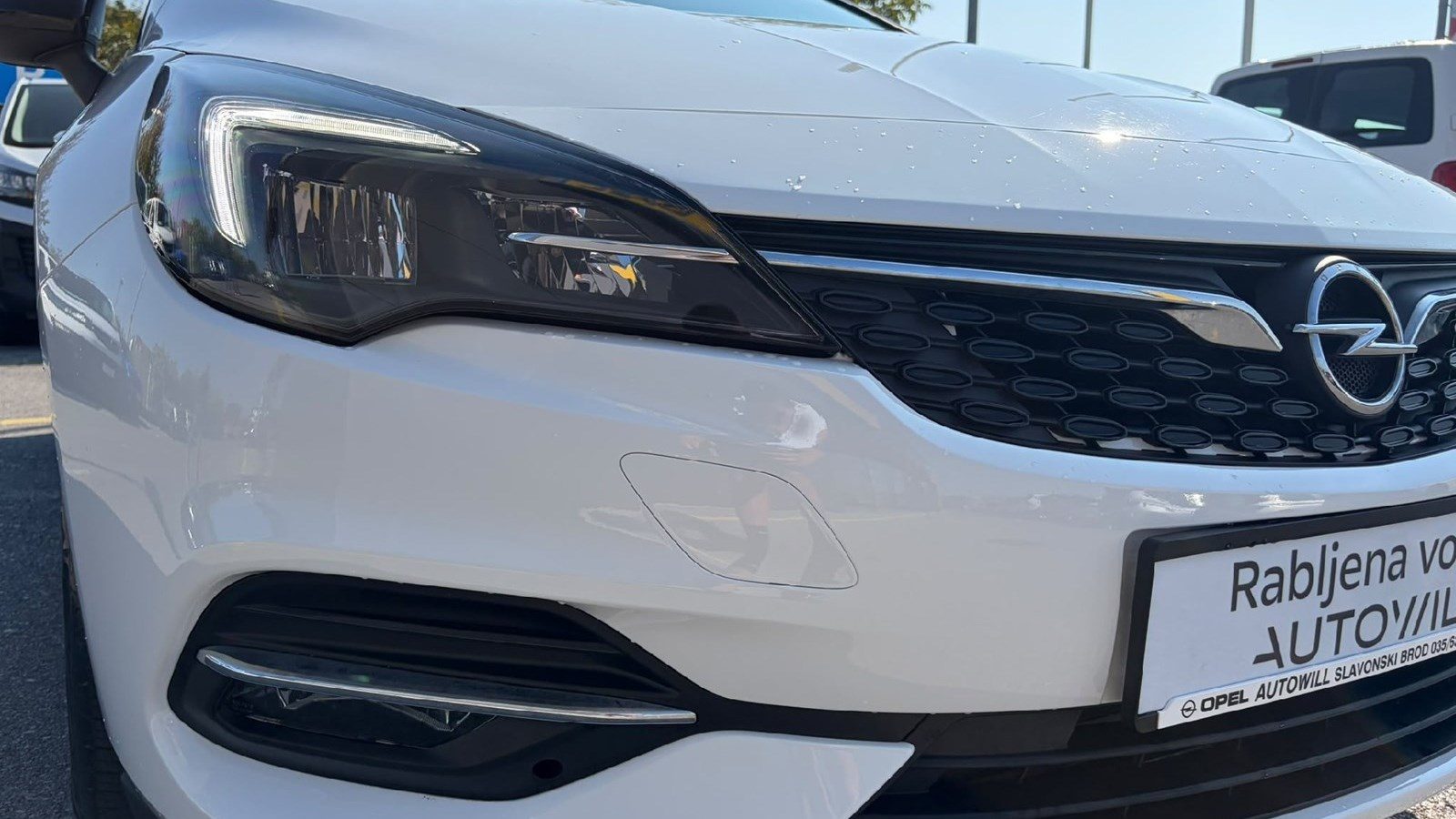 2021 Opel Astra — fotografija 12