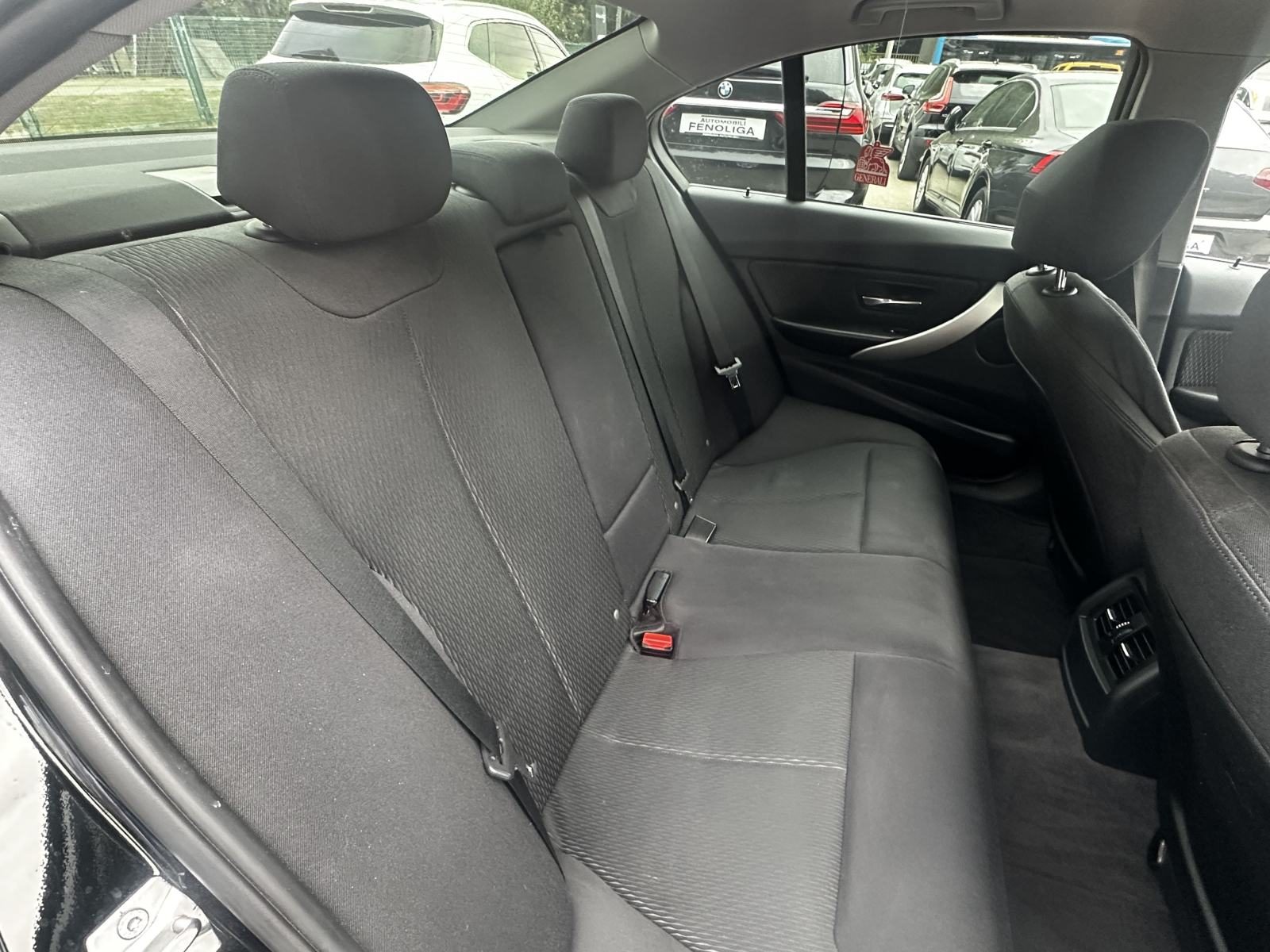 2012 BMW Serija 3 — fotografija 6