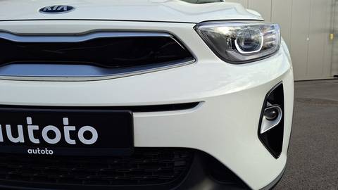2020 Kia Stonic — sličica 24