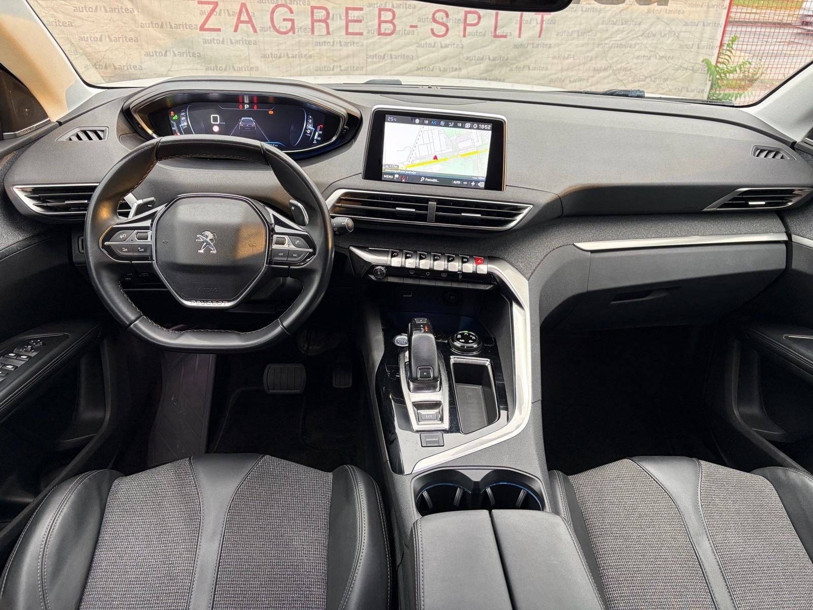 2019 Peugeot 5008 — fotografija 9