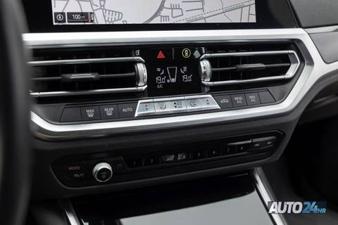 2021 BMW Serija 3 Sport Line — sličica 18