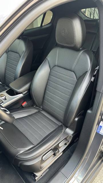 2022 Alfa Romeo Stelvio — sličica 10