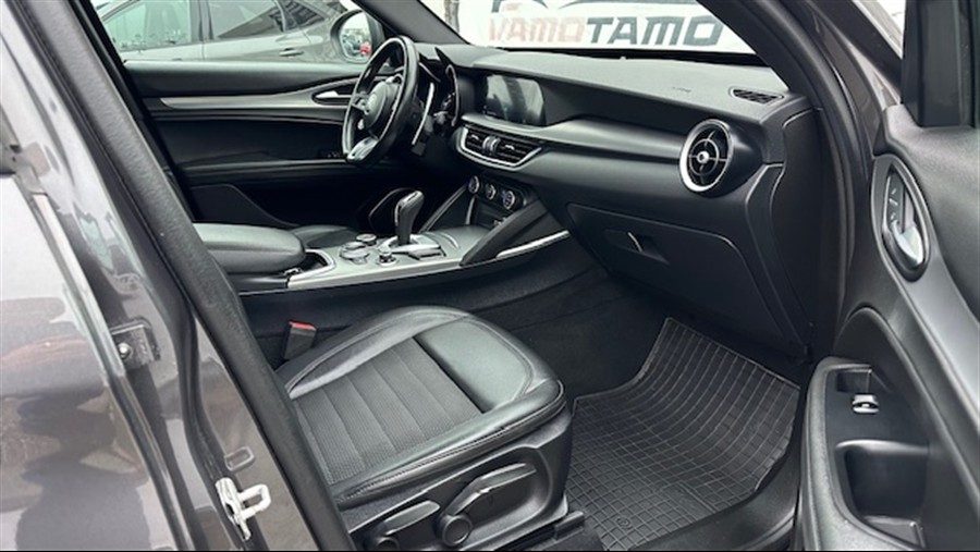 2022 Alfa Romeo Stelvio — fotografija 16