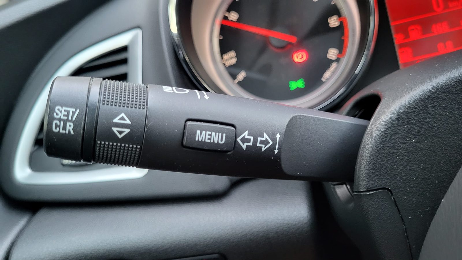 2015 Opel Astra — fotografija 23