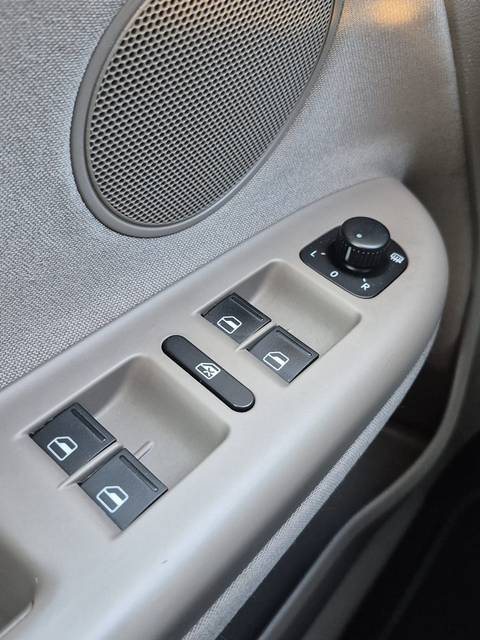 2012 Volkswagen Golf Plus — sličica 21