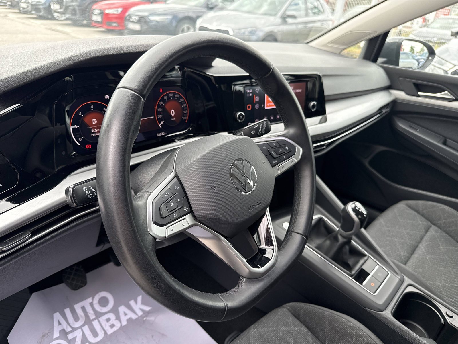 2024 Volkswagen Golf — fotografija 24