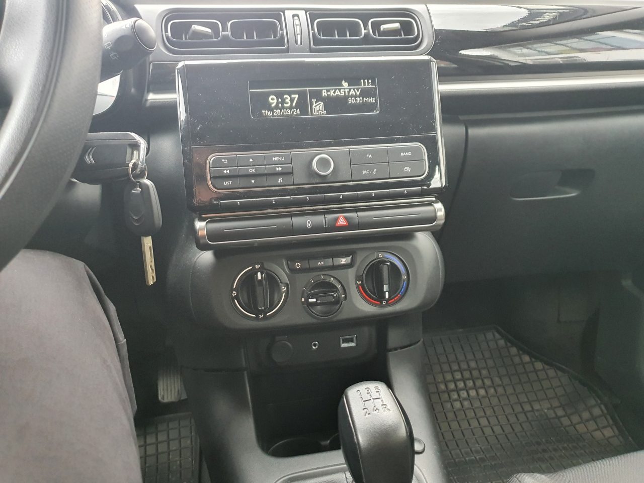 2018 Citroën C3 — fotografija 8