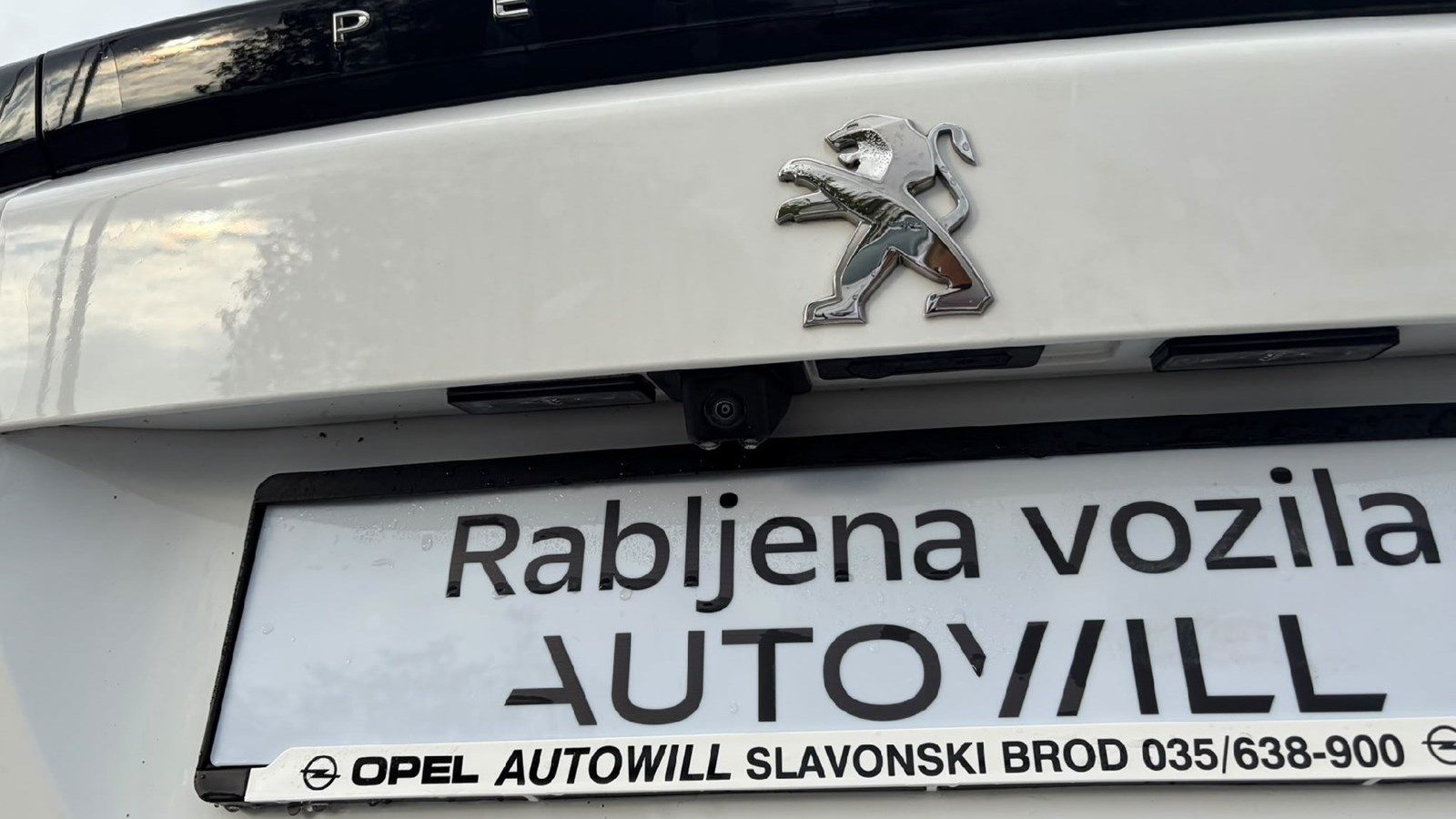 2022 Peugeot 2008 — fotografija 12