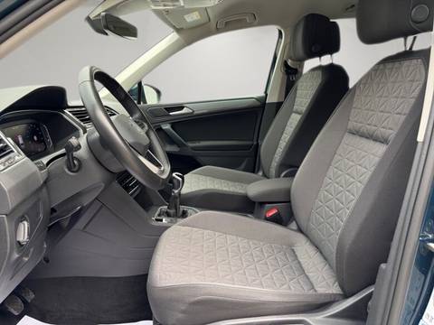 2023 Volkswagen Tiguan — sličica 8