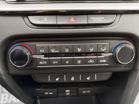 2021 Kia XCeed — sličica 28