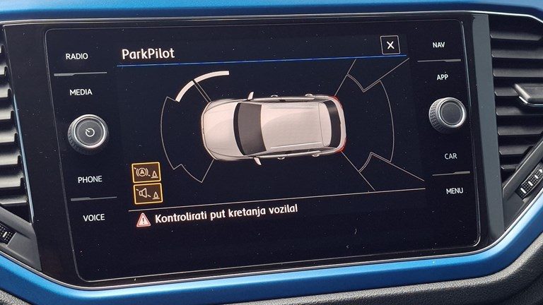 2019 Volkswagen T-Roc — fotografija 10