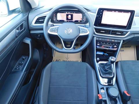 2022 Volkswagen T-Roc — sličica 9