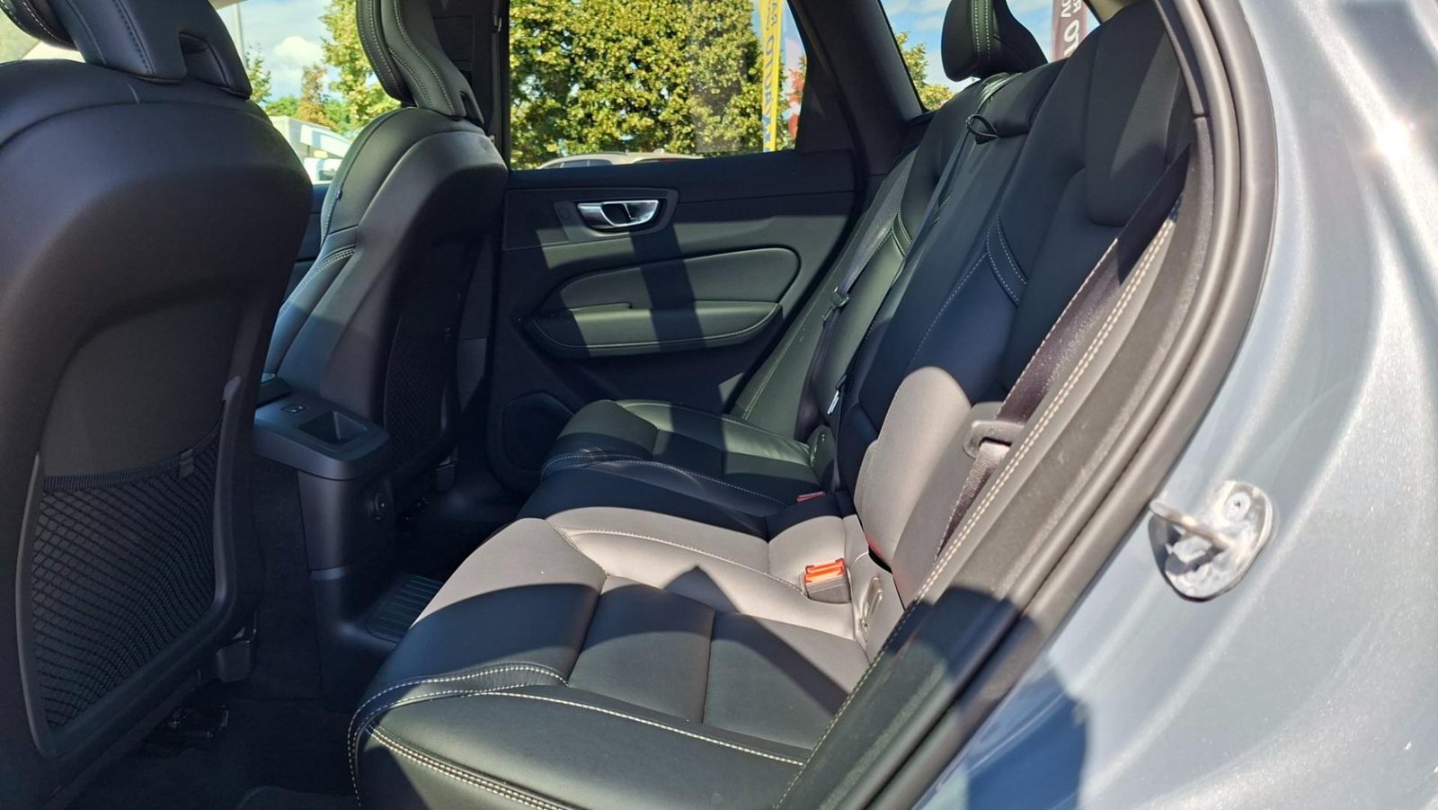 2023 Volvo XC60 — fotografija 4