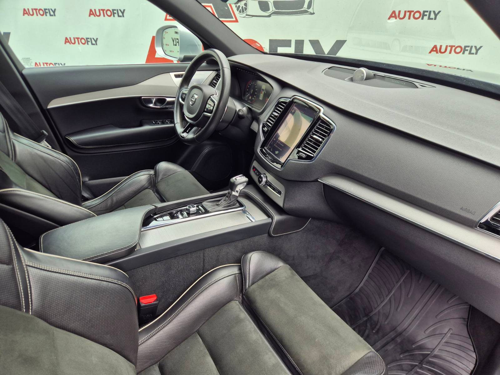 2016 Volvo XC90 R-Design — fotografija 18