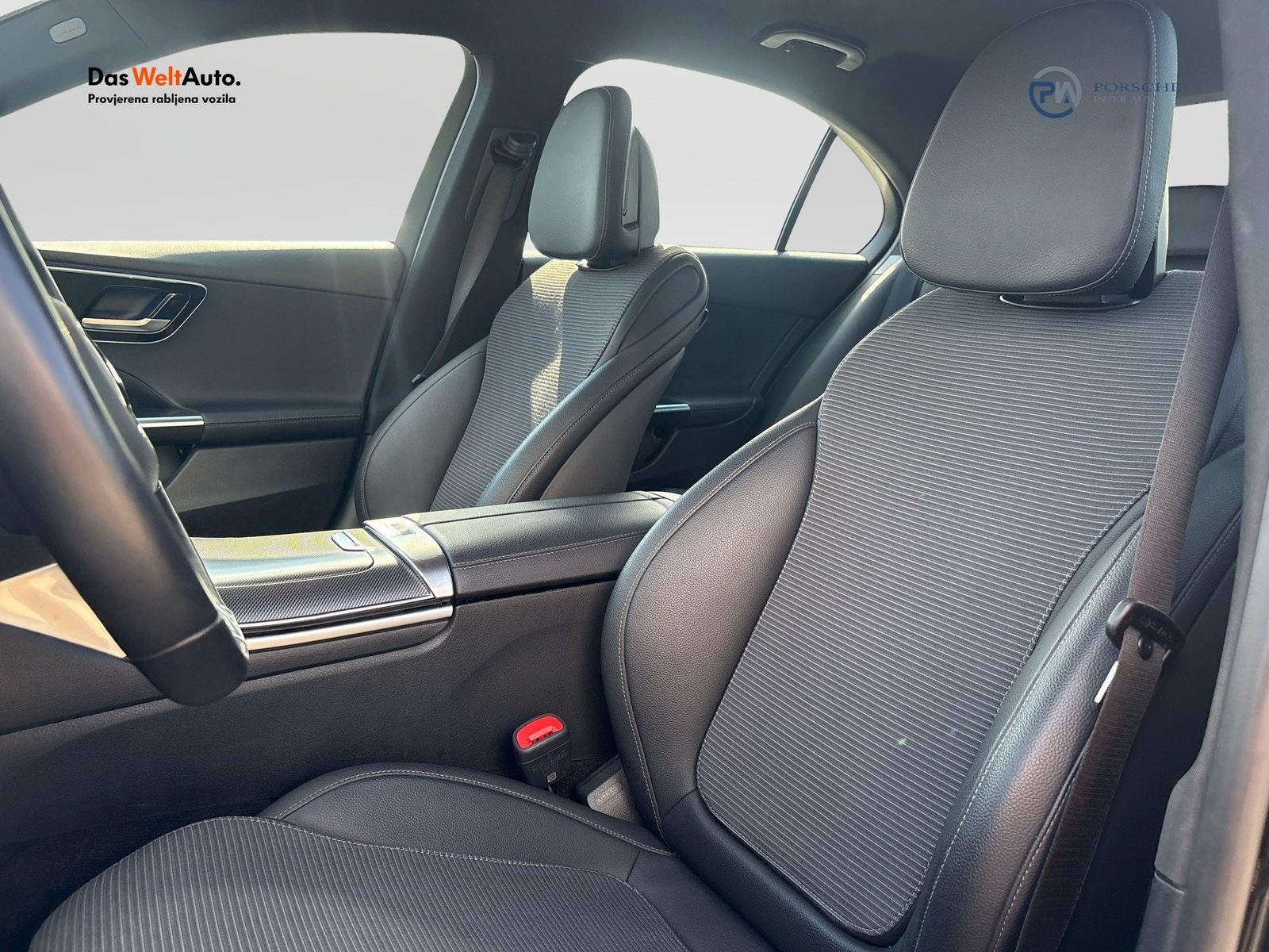 2024 Mercedes-Benz C-klasa — fotografija 9