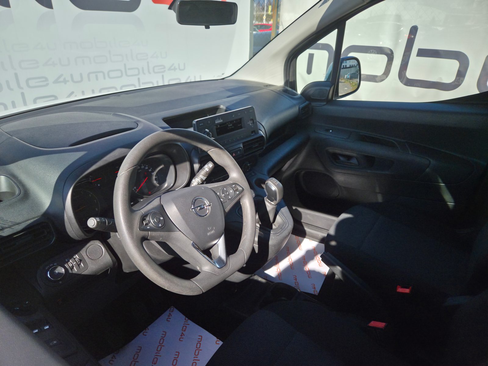 2020 Opel Combo — fotografija 5