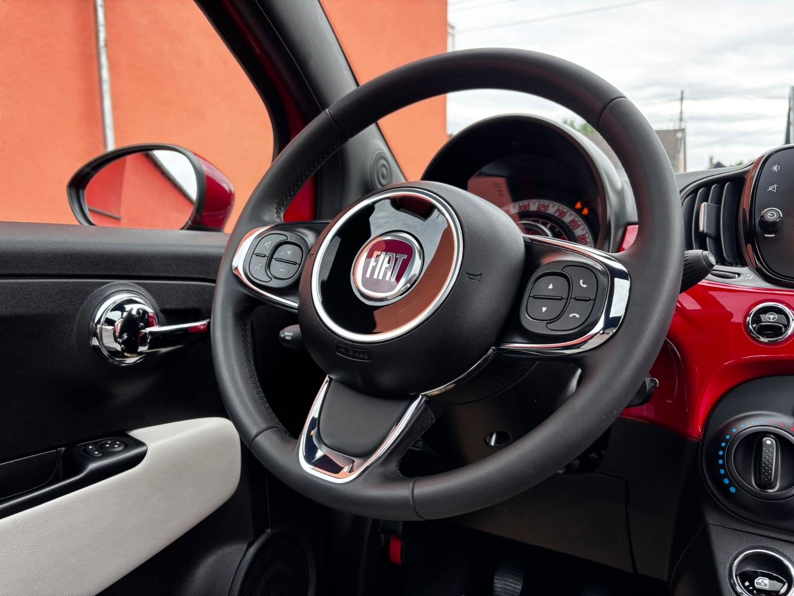 2023 Fiat 500 — fotografija 16