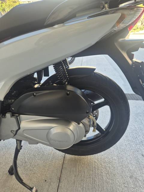 2011 Honda SH125I Sport — sličica 4