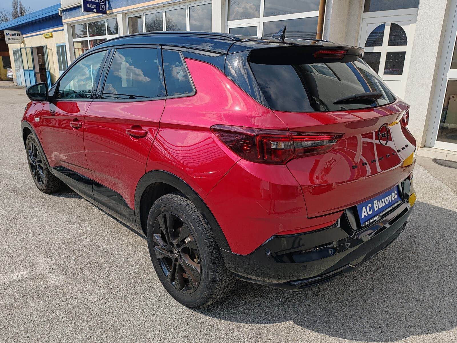2022 Opel Grandland GS Line — fotografija 3