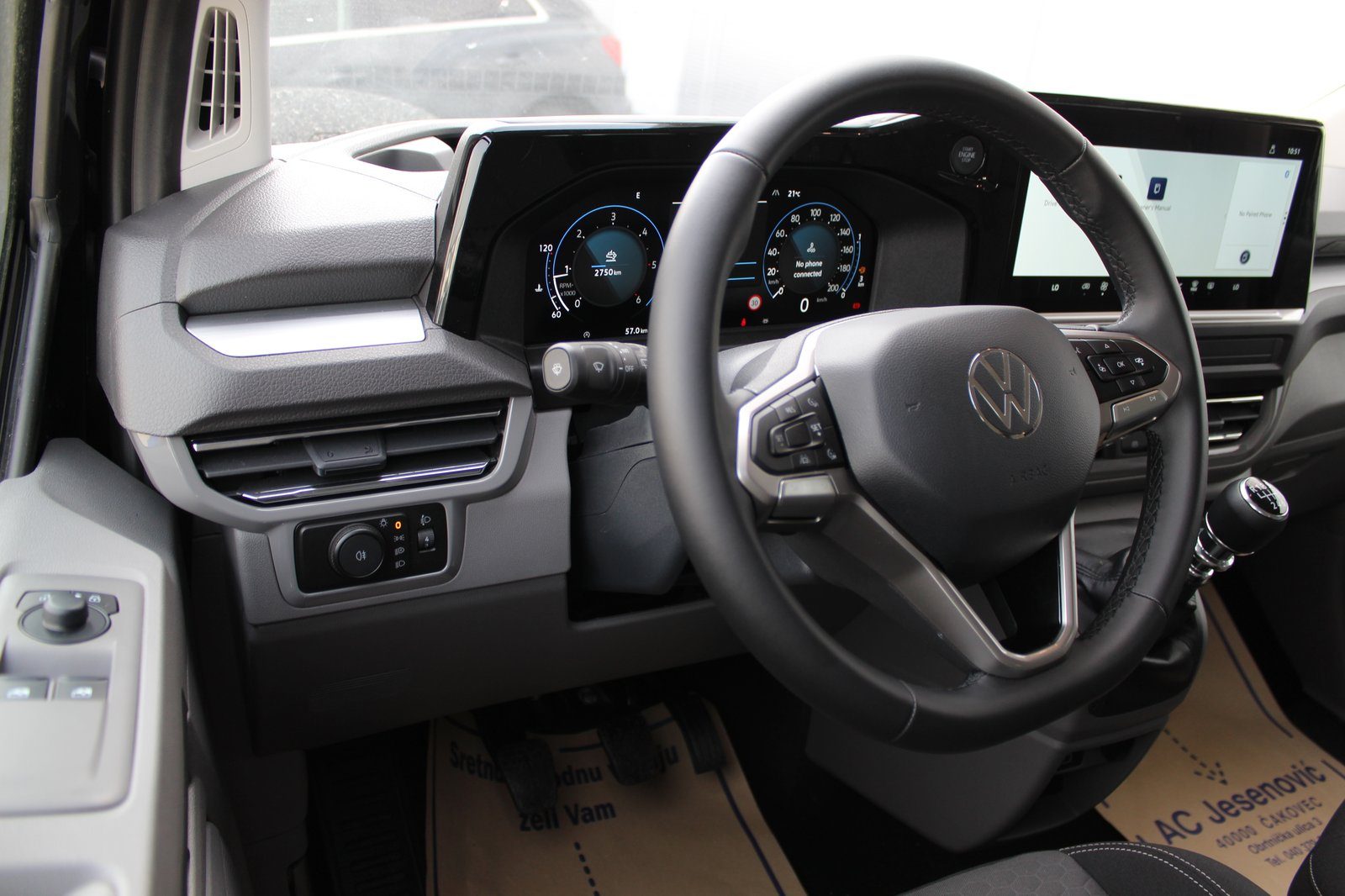 2026 Volkswagen Caravelle — fotografija 9