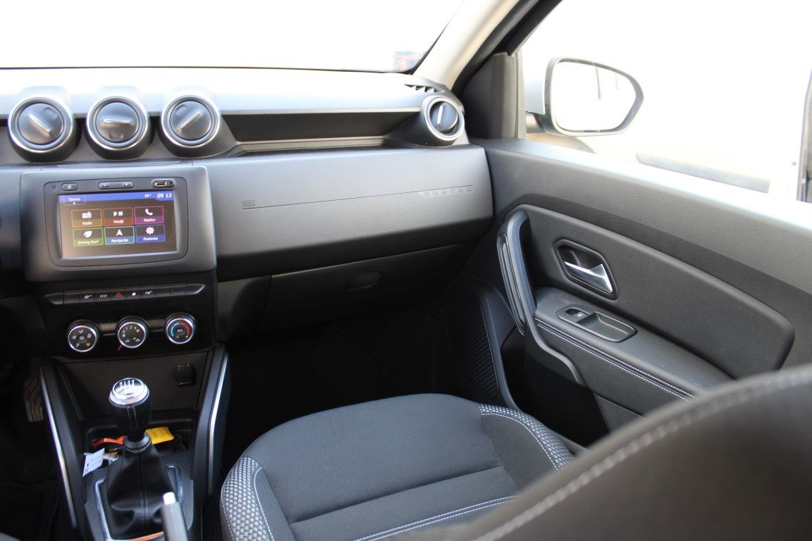 2020 Dacia Duster — fotografija 3