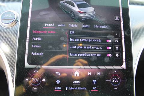 2021 Mercedes-Benz C-klasa — sličica 22