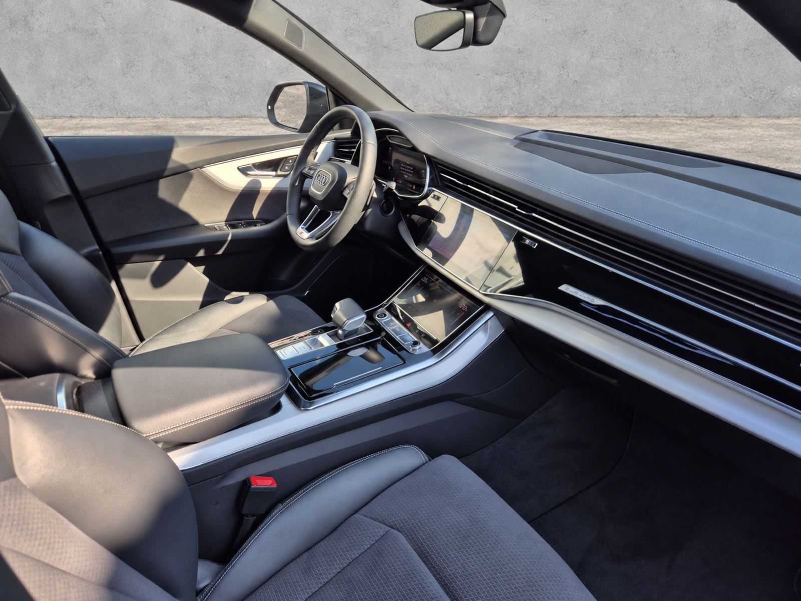 2024 Audi Q8 S line — fotografija 18