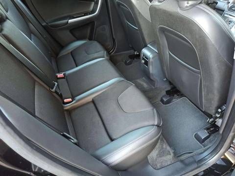 2016 Volvo XC60 — sličica 21