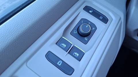 2024 Volkswagen Multivan — sličica 25