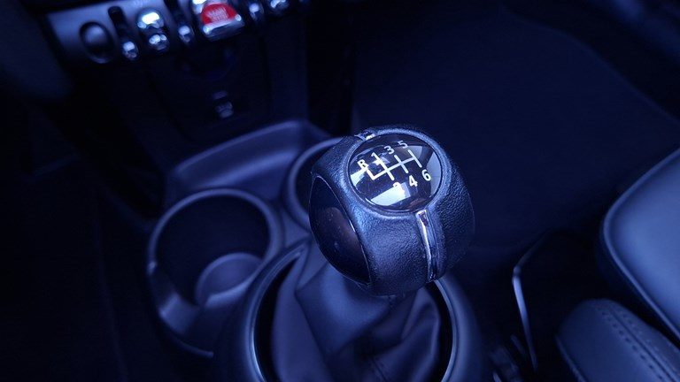 2022 Mini Cooper — fotografija 18