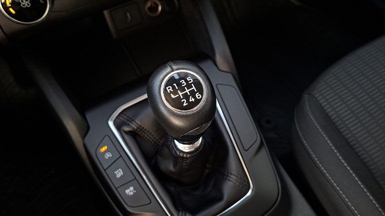 2022 Ford Focus — fotografija 16