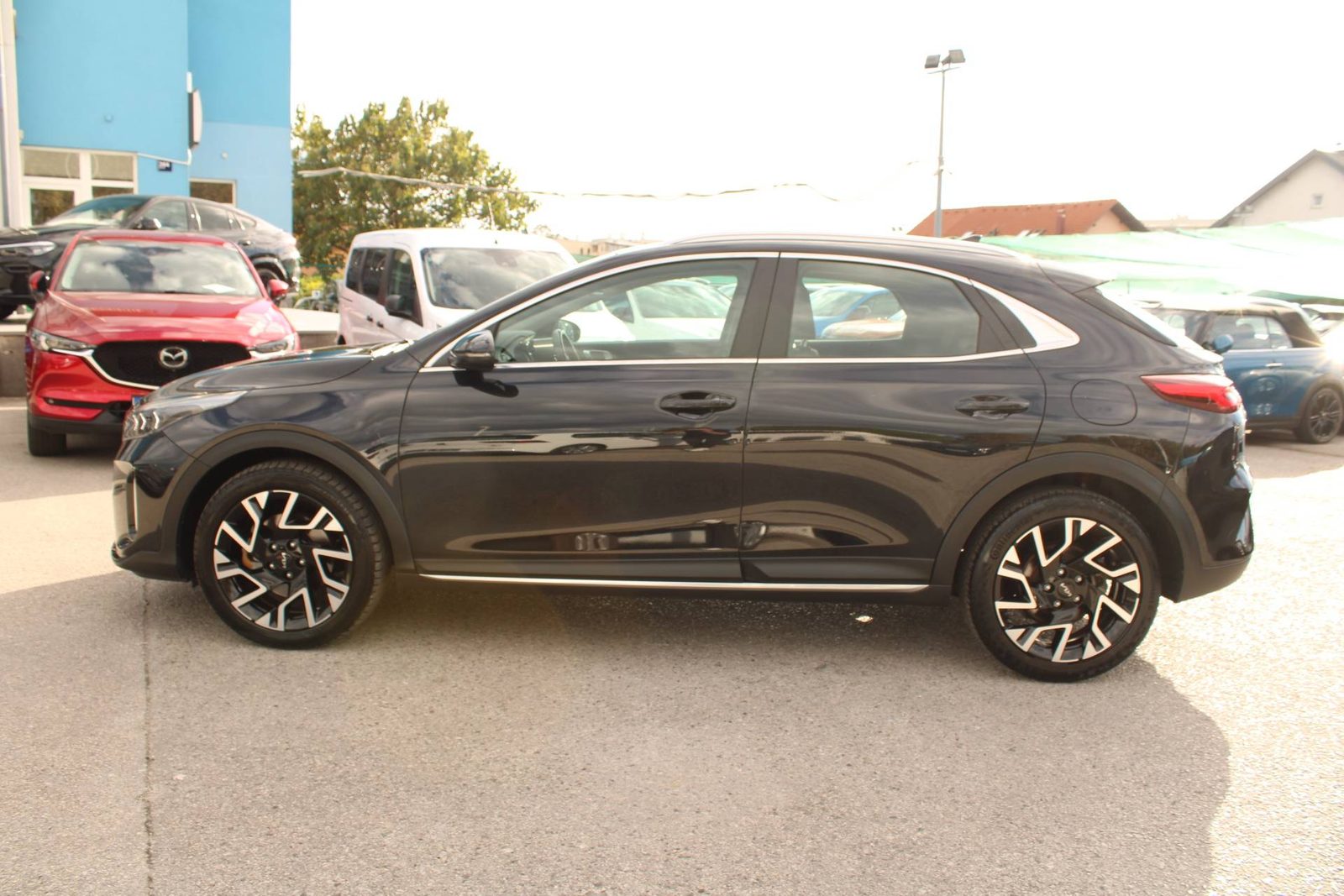 2023 Kia Xcee'd — fotografija 8
