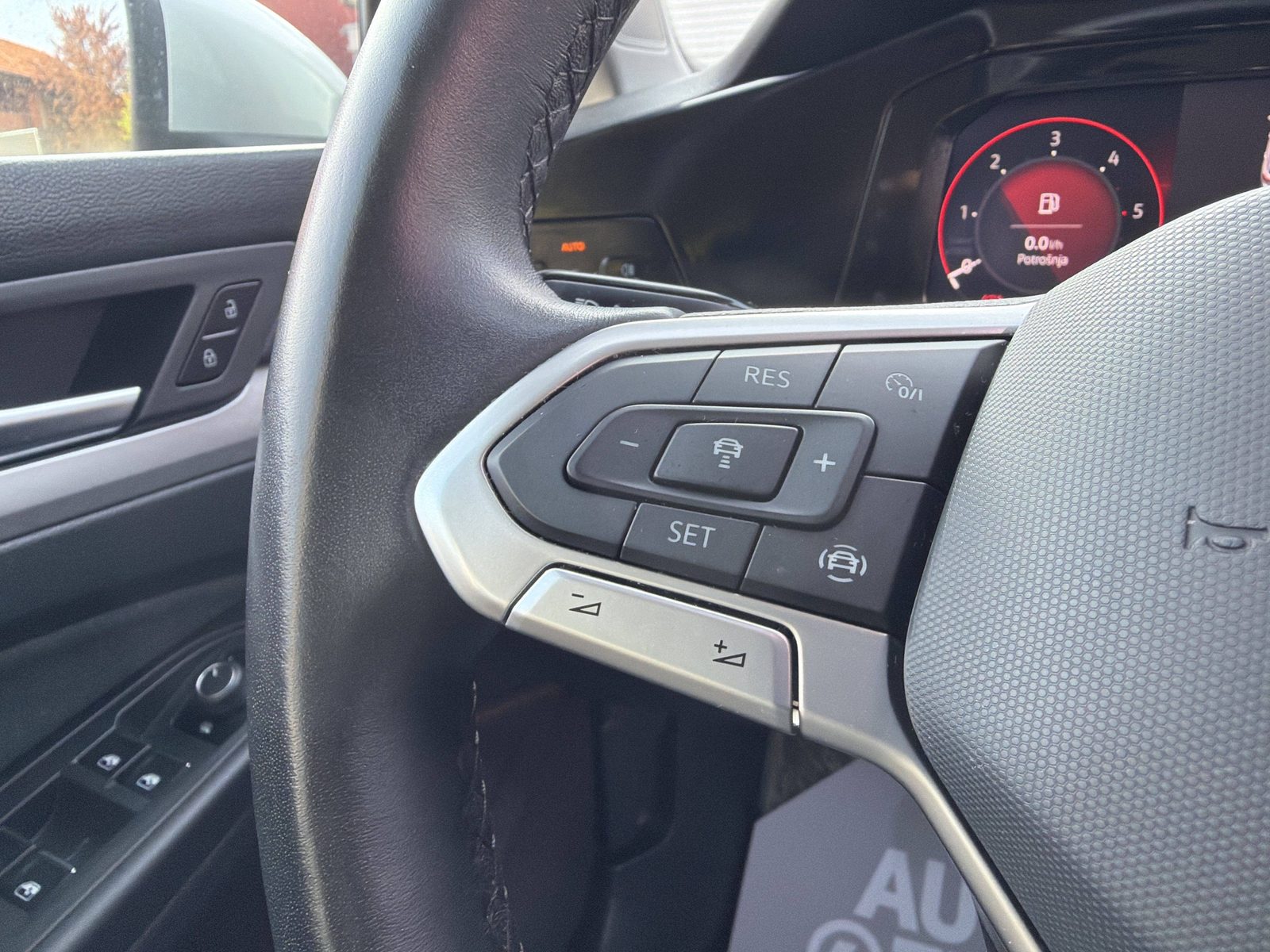 2024 Volkswagen Golf — fotografija 24